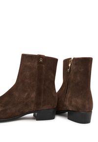 TOMMY HILFIGER - Tommy Hilfiger Botki Pointy Zip Bootie FW0FW08981 Brązowy. Kolor: brązowy. Materiał: zamsz, skóra #5