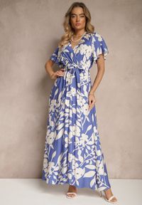 Renee - Niebieska Wiskozowa Sukienka Rozkloszowana w Kwiaty z Paskiem Flornelia. Okazja: na spacer. Kolor: niebieski. Materiał: wiskoza. Wzór: kwiaty. Sezon: lato