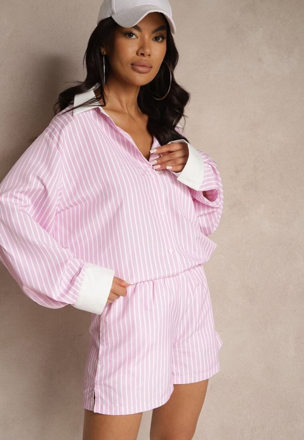 Renee - Różowa Koszula Ozdobiona Kieszonką i Paskami Zarindia. Okazja: na co dzień. Kolor: różowy. Materiał: jeans. Wzór: aplikacja. Styl: klasyczny, casual