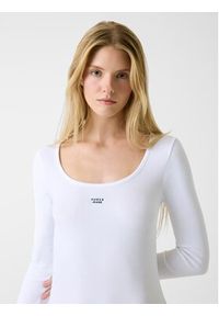 Guess Jeans Sukienka 179918 Biały Classic Fit. Kolor: biały #2