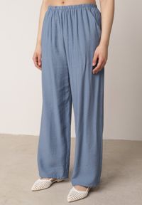 Born2be - Niebieski Wiskozowy Komplet Spodnie i Bluzka Koszulowa z Wiązaniem w Talii Irinryss. Kolor: niebieski. Materiał: wiskoza #2