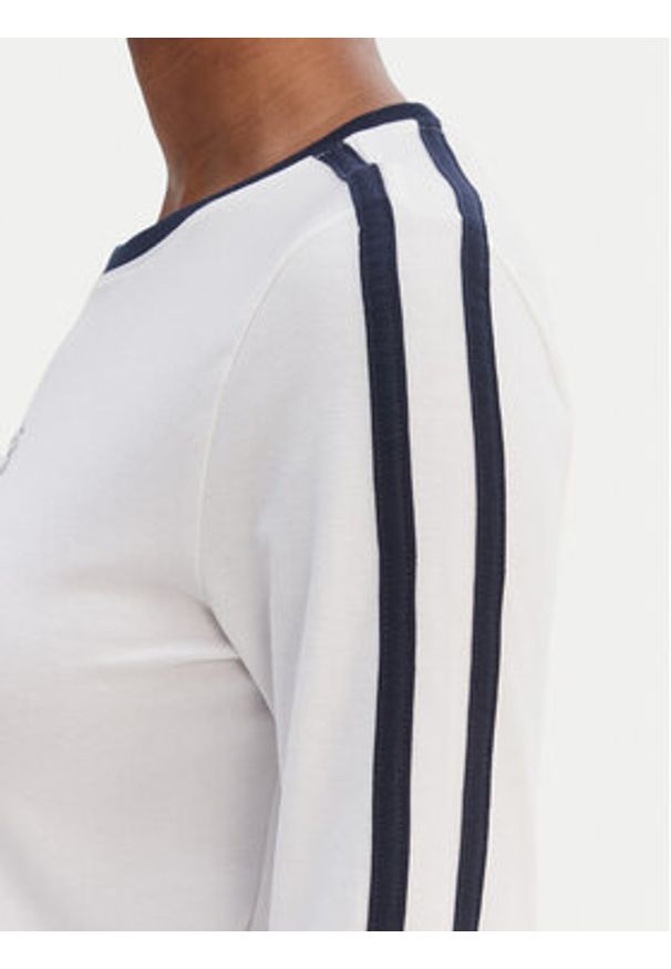 Guess Jeans Bluzka W6RI17 J1314 Biały Regular Fit. Kolor: biały. Materiał: bawełna