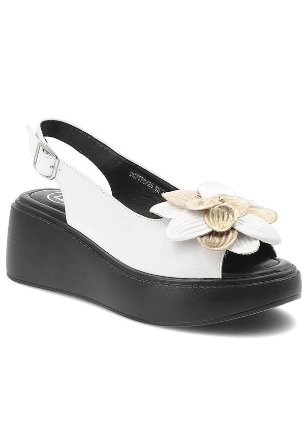Sandały damskie Filippo, cholewka ze skóry naturalnej ozdobna aplikacja kwiatowa grubsza platformowa podeszwa, białe, DS7578/26. Kolor: biały. Materiał: skóra. Wzór: aplikacja, kwiaty