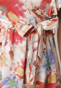 Born2be - Beżowo-Różowa Wiskozowa Sukienka w Kwiaty na Ramiączkach z Falbanką i Materiałowym Paskiem Moemia. Okazja: na co dzień, na wesele, na ślub cywilny, na imprezę. Typ kołnierza: dekolt kwadratowy, kołnierz z falbankami. Kolor: beżowy. Materiał: wiskoza, materiał. Długość rękawa: na ramiączkach. Wzór: kwiaty. Styl: elegancki, casual #3