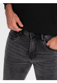 Ombre Clothing - Dopasowane jeansowe męskie spodnie SLIM FIT z elastanem – grafitowe V3. Okazja: na co dzień. Kolor: szary. Materiał: jeans, elastan. Wzór: aplikacja. Sezon: lato. Styl: casual #6