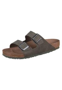 Klapki męskie Birkenstock Arizona Desert Dust Thyme Syn Vegan. Zapięcie: klamry. Kolor: zielony. Materiał: syntetyk, materiał. Szerokość cholewki: normalna. Sport: turystyka piesza