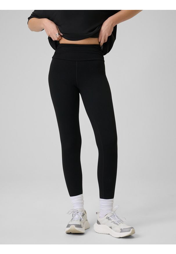 4f - 4F Legginsy dzianinowe damskie - czarne XS. Okazja: na spacer, na co dzień, do domu. Kolor: czarny. Materiał: dzianina. Długość: do kostek. Styl: casual. Sport: turystyka piesza