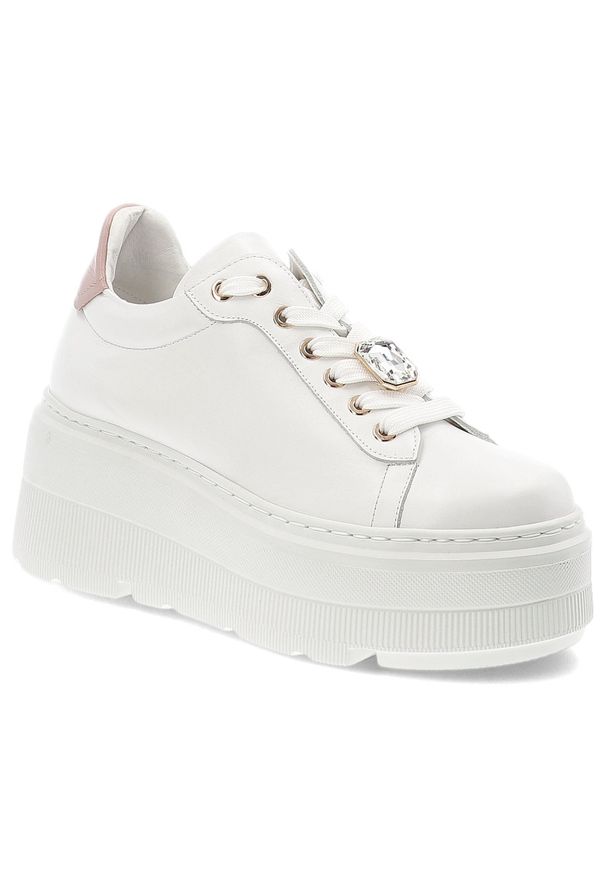 Białe Sneakersy Karino Stylowe Obuwie Damskie Na Platformie. Kolor: biały. Materiał: skóra. Wzór: aplikacja. Obcas: na platformie