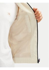 Tommy Jeans Kurtka przejściowa Essential Casual DM0DM15382 Beżowy Regular Fit. Okazja: na co dzień. Kolor: beżowy. Materiał: syntetyk. Styl: casual #3