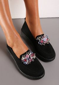 Renee - Czarne Wsuwane Tenisówki Siateczkowe z Kryształami Sealah. Zapięcie: bez zapięcia. Kolor: czarny. Wzór: aplikacja. Sezon: wiosna, lato #5