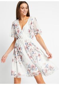 bonprix - Sukienka mini z siateczki. Kolor: biały. Materiał: materiał. Typ sukienki: kopertowe. Długość: mini #1