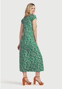 Cellbes - Wzorzysta sukienka. Kolor: zielony. Materiał: materiał. Długość rękawa: krótki rękaw. Typ sukienki: z odkrytymi ramionami #2