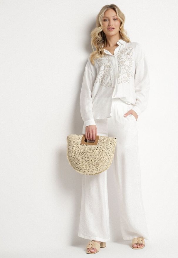 Born2be - Biały Komplet z Luźną Koszulą z Haftem i Szerokimi Spodniami z Wiskozą Ivelabia. Kolor: biały. Materiał: wiskoza. Wzór: haft