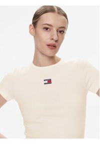 Tommy Jeans T-Shirt Badge DW0DW17881 Kremowy Slim Fit. Kolor: kremowy. Materiał: bawełna #2