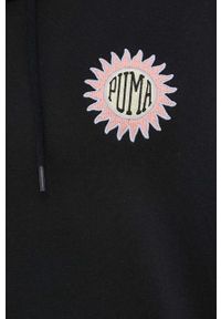 Puma bluza bawełniana damska kolor czarny z kapturem z aplikacją. Typ kołnierza: kaptur. Kolor: czarny. Materiał: bawełna. Długość rękawa: długi rękaw. Długość: długie. Wzór: aplikacja