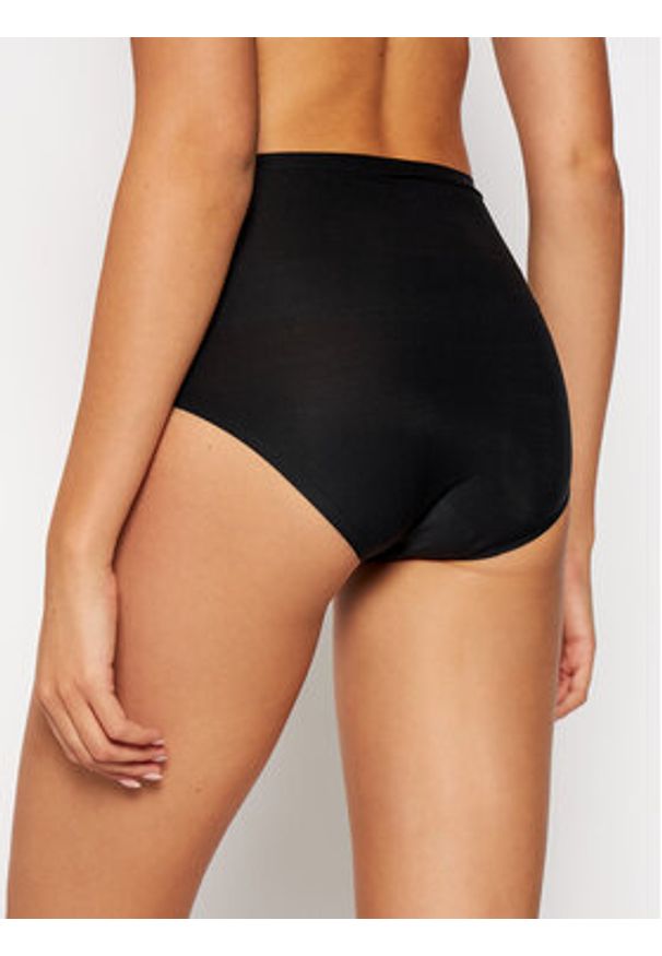 Chantelle Figi klasyczne z wysokim stanem Soft Stretch C26470 Czarny. Stan: podwyższony. Kolor: czarny. Materiał: syntetyk