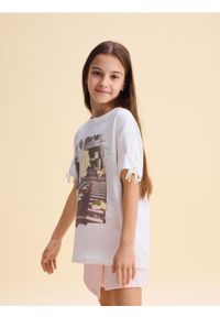 Reserved - T-shirt z nadrukiem - złamana biel. Materiał: bawełna. Wzór: nadruk