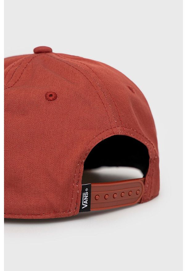 Vans czapka bawełniana kolor czerwony z aplikacją. Kolor: czerwony. Materiał: bawełna. Wzór: aplikacja