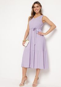 Born2be - Fioletowa Wiskozowa Sukienka Midi z Gumką w Pasie i Materiałowym Paskiem Bicuh. Kolor: fioletowy. Materiał: wiskoza, materiał. Długość: midi #2