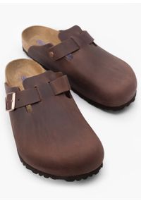 Birkenstock - Klapki męskie BIRKENSTOCK BOSTON SFB LEOI HABANA. Okazja: na co dzień, do pracy, na spacer. Kolor: brązowy. Styl: casual #6