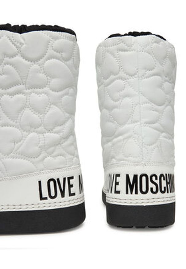Love Moschino - LOVE MOSCHINO Śniegowce JA24202G1NISE10A Biały. Kolor: biały. Materiał: materiał