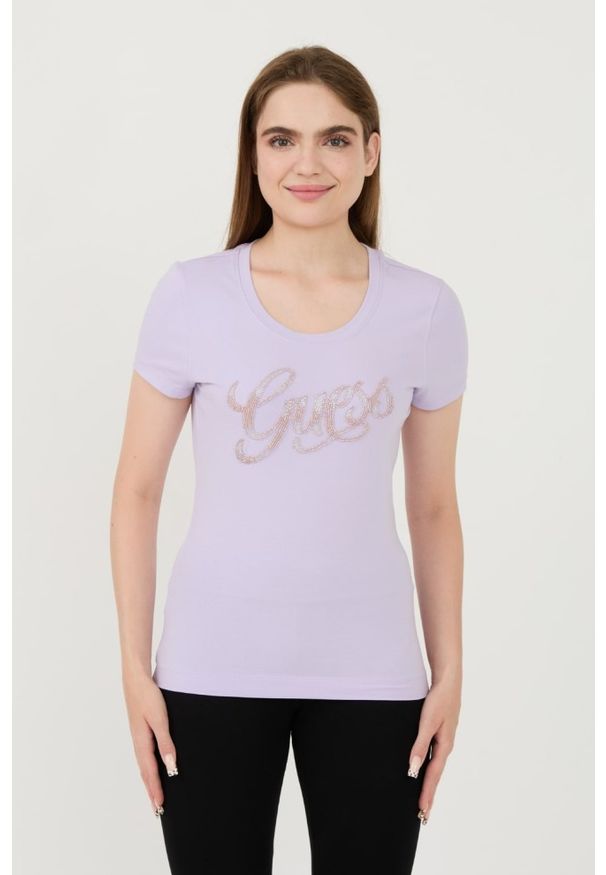 Guess - GUESS Lawendowy damski t-shirt Script, Rozmiar S. Kolor: fioletowy
