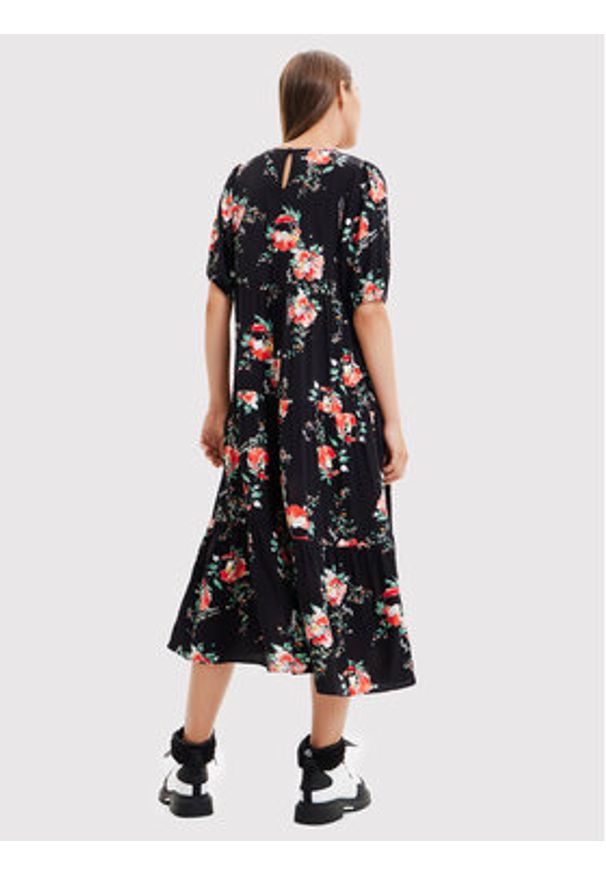 Desigual Sukienka codzienna Florencia 22WWVW60 Czarny Relaxed Fit. Okazja: na co dzień. Kolor: czarny. Materiał: wiskoza. Typ sukienki: proste. Styl: casual