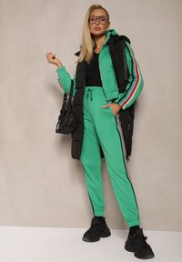 Renee - Zielony Komplet Dresowy z Kolorowym Lampasem Bluza z Kapturem i Spodnie Joggery Nevarielles. Kolor: zielony. Materiał: dresówka. Wzór: kolorowy