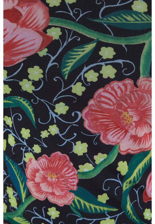 Desigual Sukienka kolor czarny mini dopasowana. Kolor: czarny. Materiał: dzianina. Długość rękawa: długi rękaw. Typ sukienki: dopasowane. Długość: mini