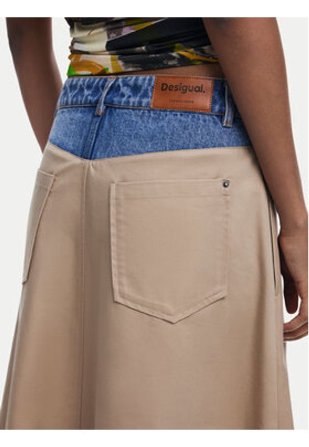 Desigual Spódnica trapezowa Barcelo 25SWFW12 Beżowy Regular Fit. Kolor: beżowy. Materiał: bawełna