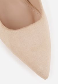 Born2be - Ciemnobeżowe Eleganckie Szpilki Mevair. Okazja: do pracy, na co dzień, na spotkanie biznesowe. Nosek buta: szpiczasty. Kolor: beżowy. Materiał: jeans, zamsz. Sezon: lato. Obcas: na szpilce. Styl: elegancki #2