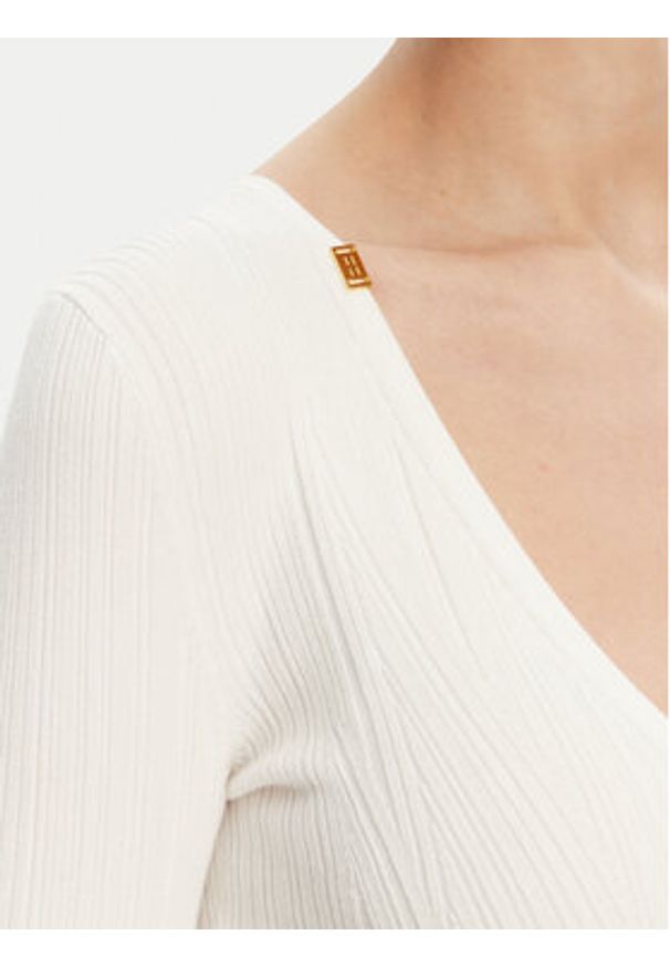 Elisabetta Franchi Sukienka dzianinowa AM-52B-51E2 Biały Slim Fit. Kolor: biały. Materiał: syntetyk