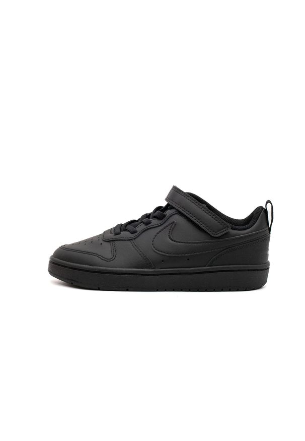 Tenisówki Nike Model Court Borough Low 2 (psv) Kolor Czarny. Zapięcie: sznurówki. Kolor: czarny. Materiał: tkanina, materiał, skóra, syntetyk. Szerokość cholewki: normalna. Model: Nike Court. Sport: turystyka piesza