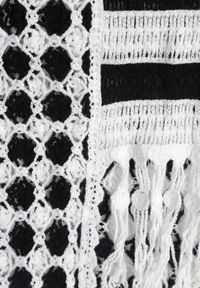 Renee - Biało-Czarna Ażurowa Sukienka z Bawełny bez Rękawów Cophalia. Okazja: na imprezę, na co dzień. Kolor: biały. Materiał: bawełna. Długość rękawa: bez rękawów. Wzór: ażurowy. Sezon: lato. Styl: casual, klasyczny, elegancki #8