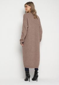 Born2be - Brązowy Klasyczny Długi Kardigan Niezapinany ze Ściągaczami przy Rękawach Arstel. Okazja: na co dzień, do pracy. Kolor: beżowy. Materiał: jeans. Długość: długie. Styl: klasyczny #6