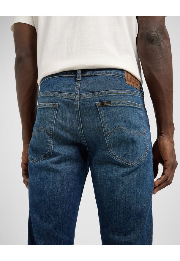 Lee - MESKIE SPODNIE LEE DAREN ZIP FLY RUSTY RIVET 112370644