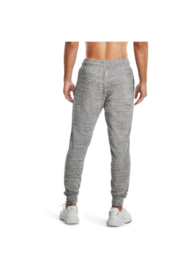 Spodnie sportowe męskie Under Armour Rival Terry Jogger. Kolor: szary, biały, wielokolorowy. Materiał: dresówka. Sport: piłka nożna