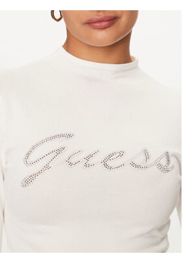 Guess Bluzka W3BR07 Z2YK2 Biały Cropp Fit. Kolor: biały. Materiał: wiskoza