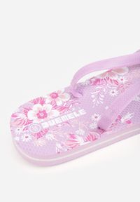 Born2be - Fioletowe Basenowe Japonki z Lekkiej Pianki Ozdobione Kwiatowym Printem Meniss. Okazja: na co dzień, na plażę. Kolor: fioletowy. Wzór: kwiaty, nadruk, aplikacja. Sezon: lato. Styl: wakacyjny, casual #5