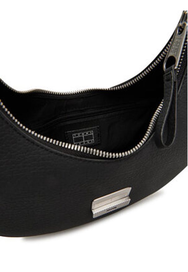 Tommy Jeans Torebka Tjw Crush Shoulder Bag AW0AW17539 Czarny. Kolor: czarny. Materiał: skórzane