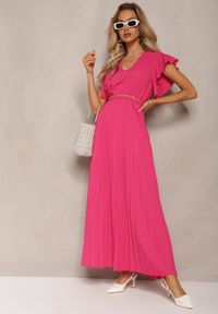 Renee - Ciemnoróżowa Rozkloszowana Sukienka z Plisami Maxi z Falbankami przy Ramionach Nethula. Typ kołnierza: kołnierz z falbankami. Kolor: różowy. Materiał: materiał. Typ sukienki: rozkloszowane, plisowane. Długość: maxi #5