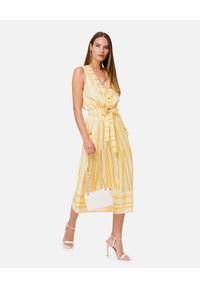Elisabetta Franchi - ELISABETTA FRANCHI - Żółta sukienka midi w paski. Okazja: na imprezę, na co dzień. Kolor: żółty. Wzór: paski. Typ sukienki: rozkloszowane. Styl: wizytowy, casual. Długość: midi