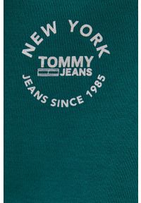 Tommy Jeans Bluza DM0DM12559.PPYY męska kolor zielony z kapturem z aplikacją. Typ kołnierza: kaptur. Kolor: zielony. Wzór: aplikacja #5