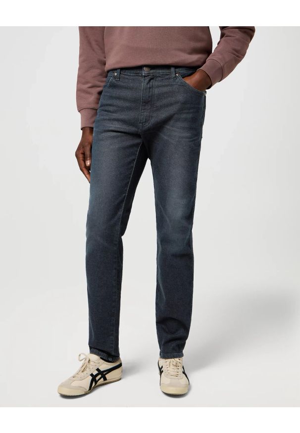 Męskie Spodnie Jeansowe Wrangler River Shadow Dive 112373026