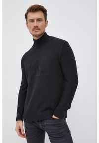 Calvin Klein Jeans Sweter męski kolor czarny z golfem. Okazja: na co dzień. Typ kołnierza: golf. Kolor: czarny. Długość rękawa: długi rękaw. Długość: długie. Wzór: aplikacja. Styl: casual #5