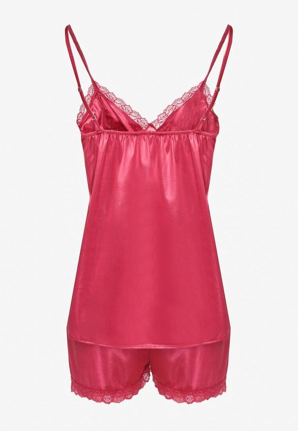 Born2be - Fuksjowy Satynowy Komplet Piżamowy Top na Ramiączkach i Szorty Miladia. Kolekcja: plus size. Kolor: różowy. Materiał: satyna