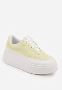 Renee - Żółte Sneakersy VICES na Platformie z Ozdobnym Noskiem Attis. Nosek buta: okrągły. Zapięcie: sznurówki. Kolor: żółty. Materiał: skóra, zamsz. Obcas: na platformie. Wysokość obcasa: średni #9