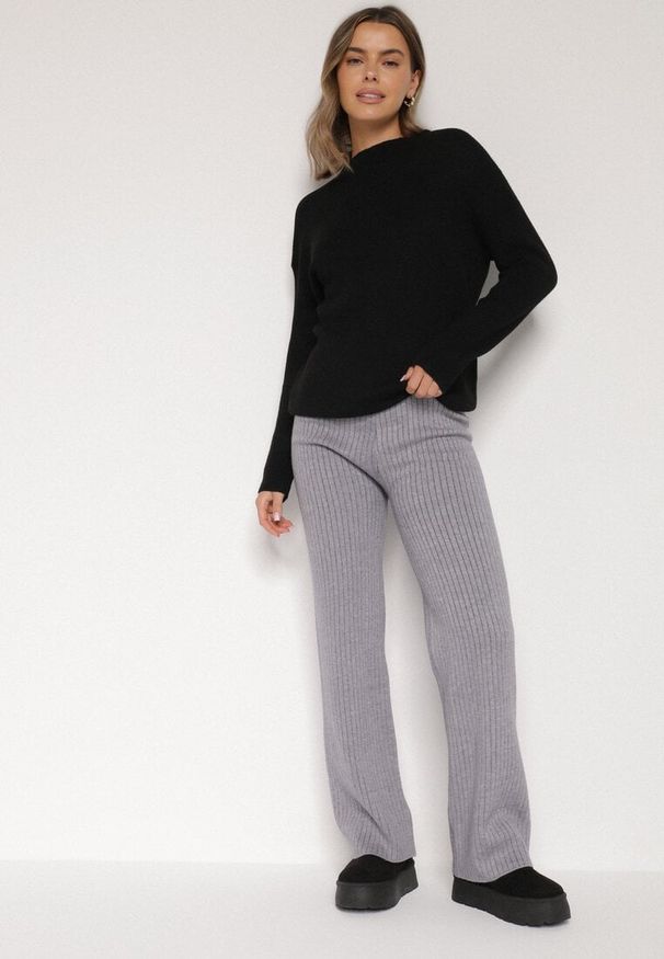 Born2be - Szare Prążkowane Spodnie z Wełną o Szerokim Kroju z Wysokim Stanem Reinnia. Okazja: na co dzień. Stan: podwyższony. Kolor: szary. Materiał: prążkowany, wełna. Styl: casual