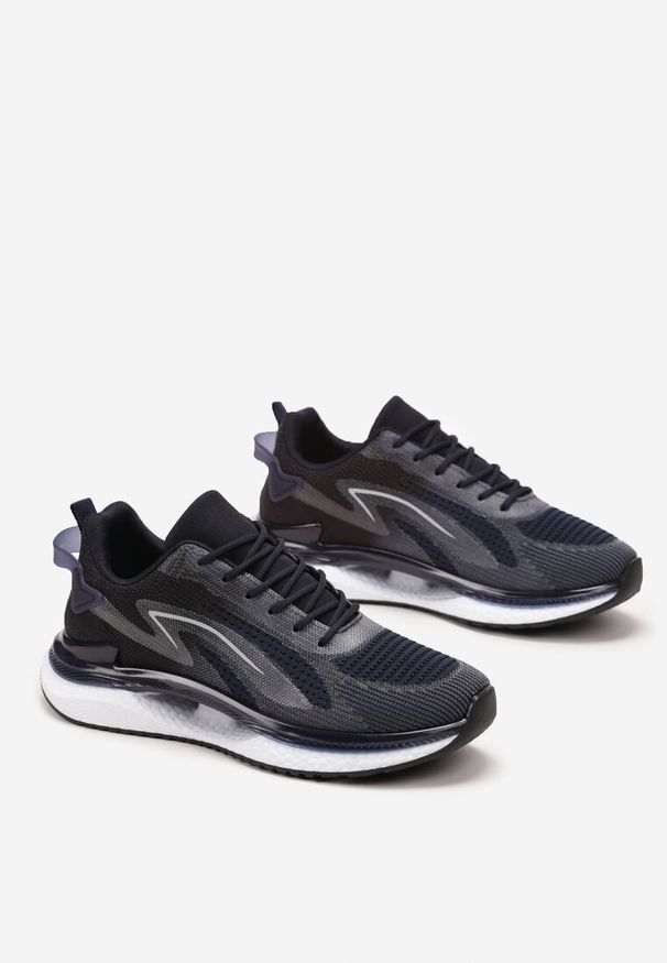 Born2be - Granatowo-Czarne Sznurowane Buty Sportowe z Miękką Podeszwą i Siateczką Elerina. Zapięcie: pasek. Kolor: niebieski. Wzór: aplikacja