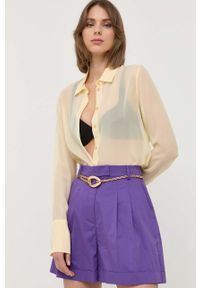 Patrizia Pepe koszula jedwabna kolor żółty regular z kołnierzykiem klasycznym. Okazja: na co dzień. Typ kołnierza: kołnierzyk klasyczny. Kolor: żółty. Materiał: jedwab. Długość rękawa: długi rękaw. Długość: długie. Styl: klasyczny #1